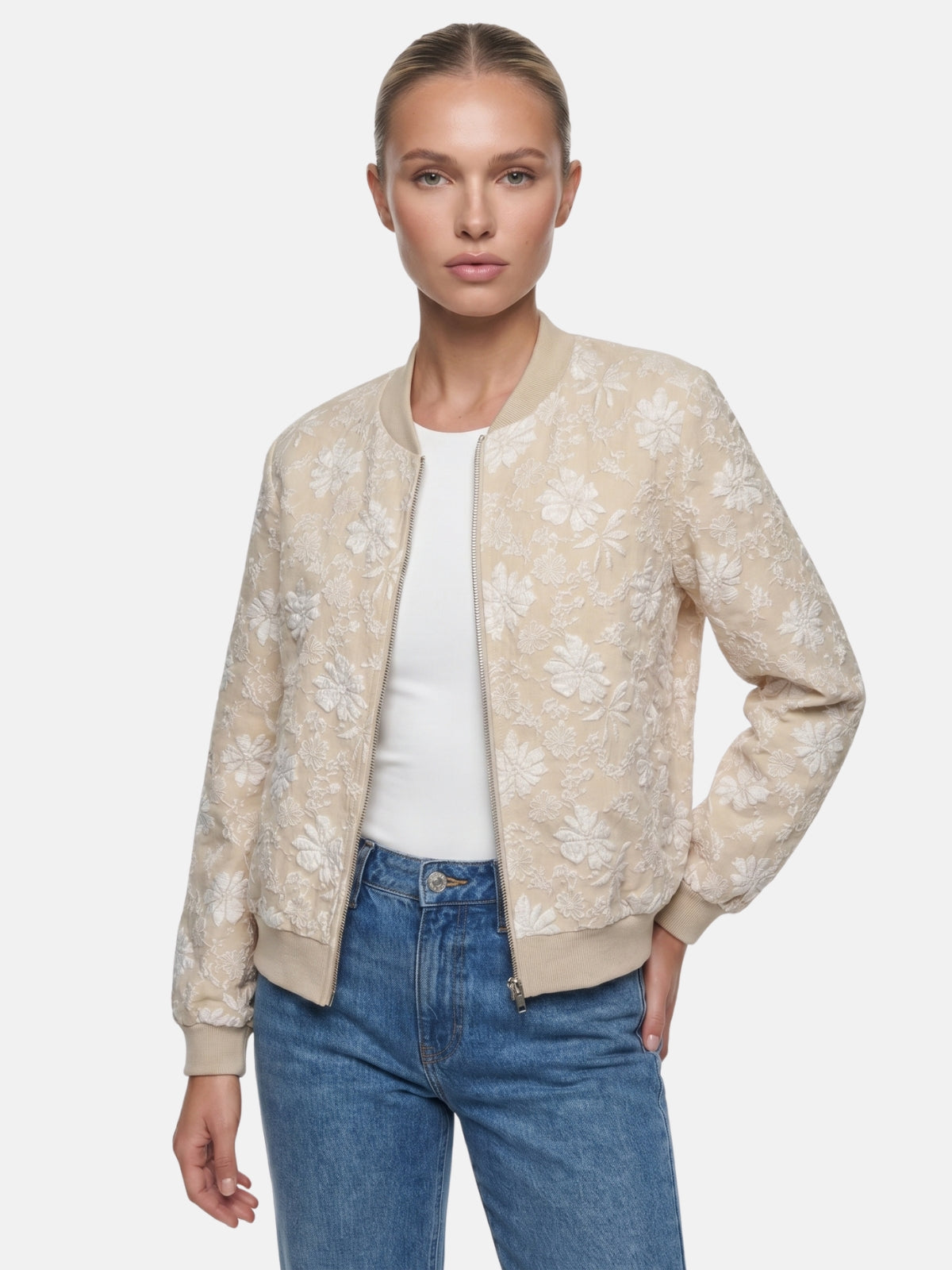 #color_beige