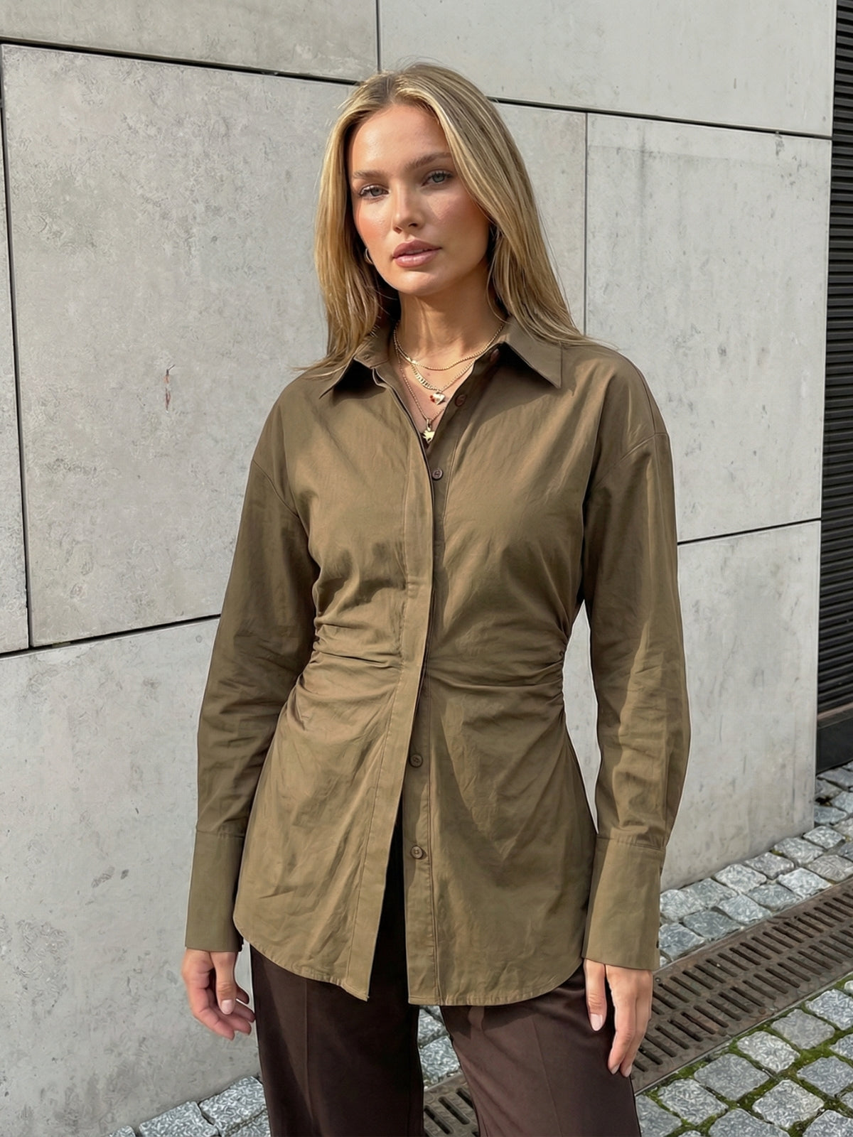 #color_khaki